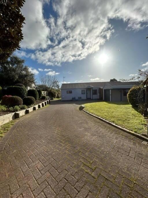 Vila Family Perfect, Winter Getaway, Secure Yard, Parking, Mountain Bikes, Arcade Rotorua Exteriér fotografie
